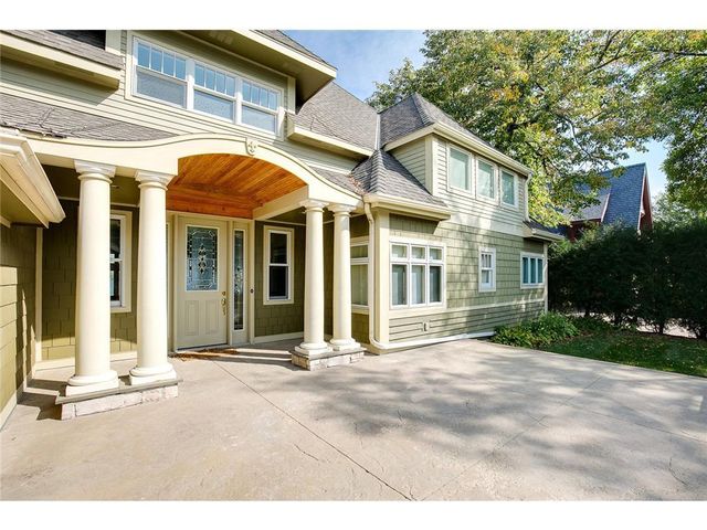 26170 Birch Bluff Road, Excelsior, MN 55331