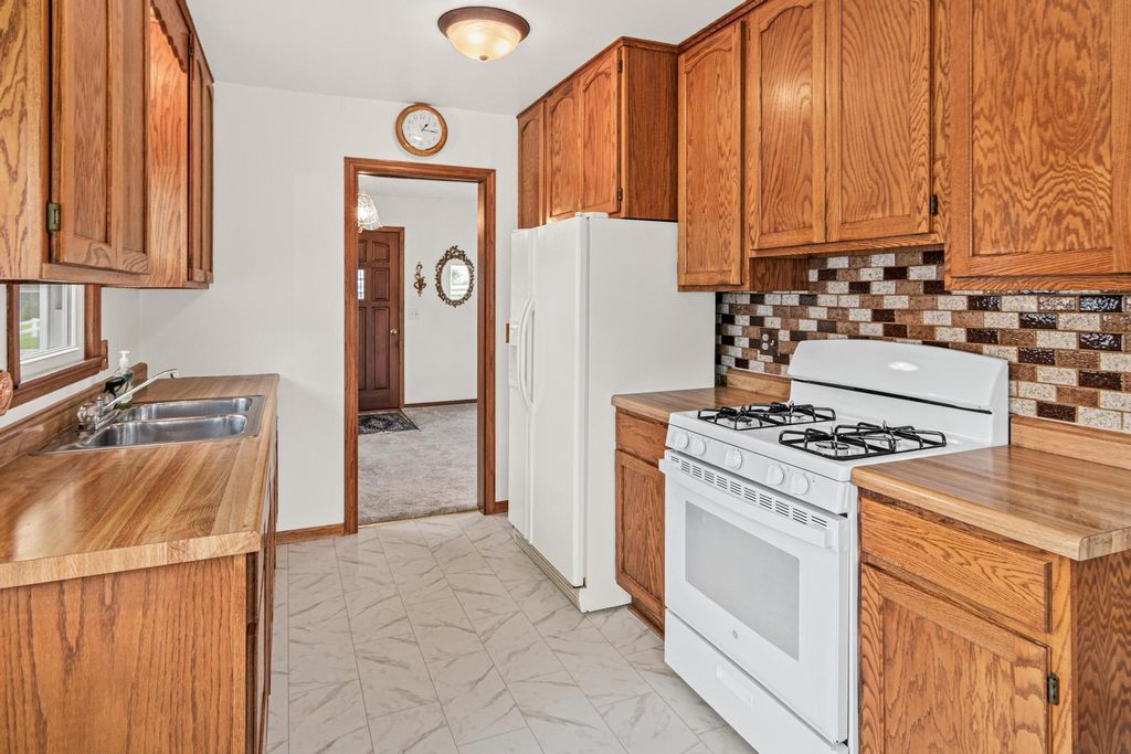 9043 16th Avenue S, Bloomington, MN 55425 — photo 5