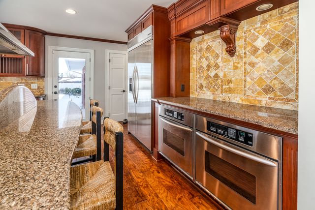 1902 Suzanne Drive, Marion, IL 62959