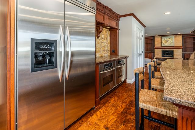 1902 Suzanne Drive, Marion, IL 62959