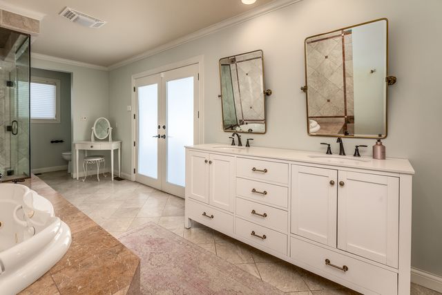 1902 Suzanne Drive, Marion, IL 62959