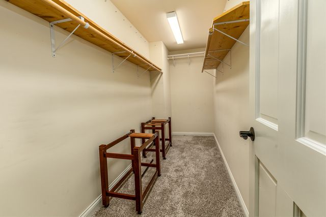 1902 Suzanne Drive, Marion, IL 62959