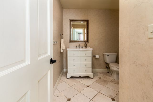 1902 Suzanne Drive, Marion, IL 62959