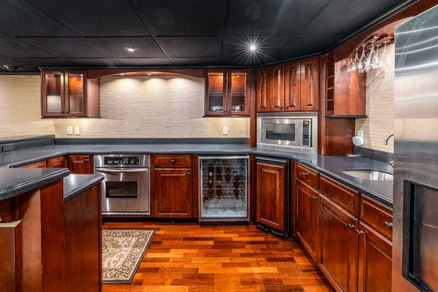 1902 Suzanne Drive, Marion, IL 62959