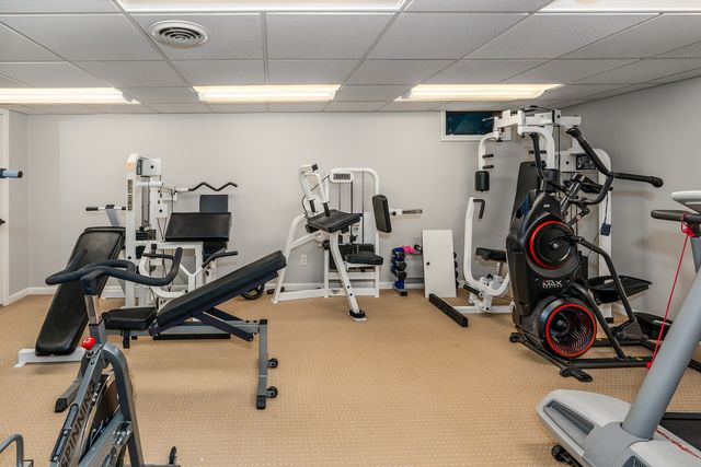 1902 Suzanne Drive, Marion, IL 62959