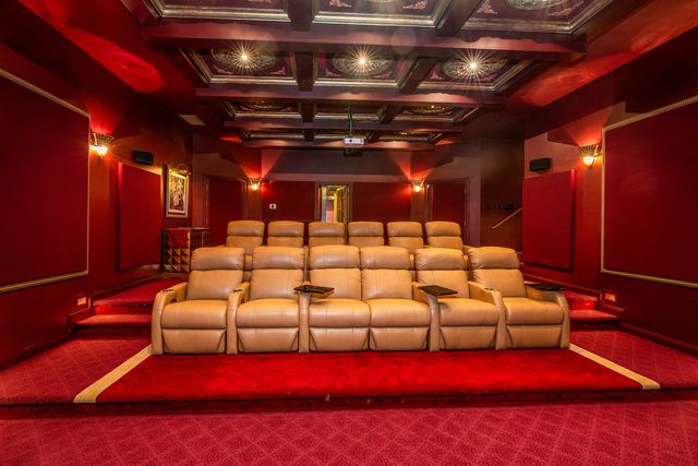 1902 Suzanne Drive, Marion, IL 62959