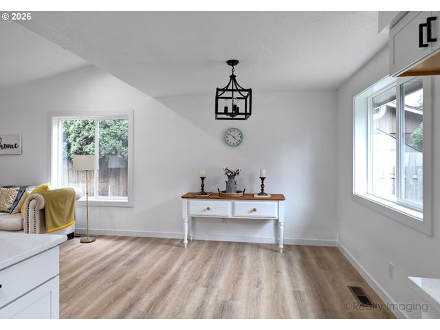5744 SUGAR PLUM Ave, Salem, OR 97306