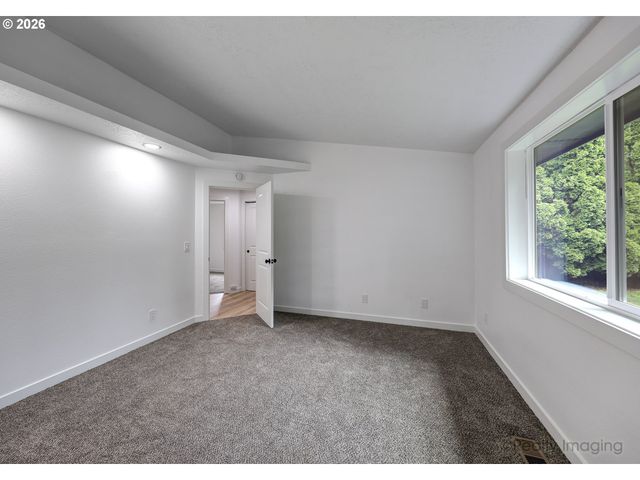 5744 SUGAR PLUM Ave, Salem, OR 97306