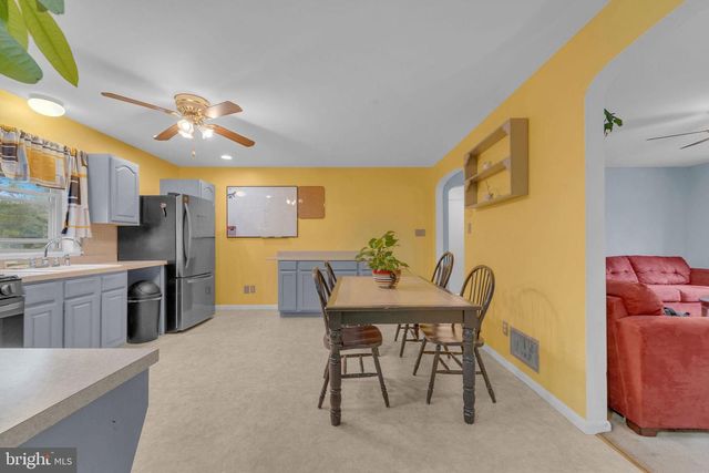 110 S 10TH ST, Del Haven, NJ 08251
