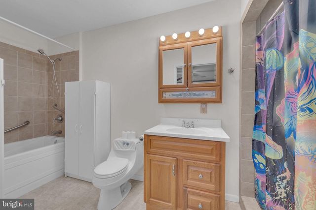 110 S 10TH ST, Del Haven, NJ 08251