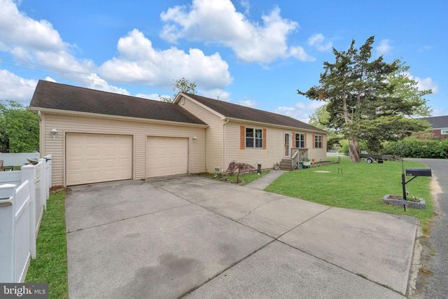110 S 10TH ST, Del Haven, NJ 08251