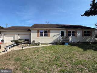 110 S 10TH ST, Villas, NJ 08251