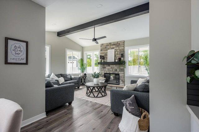 11641 Old Green Bay ROAD, Pleasant Prairie, WI 53158