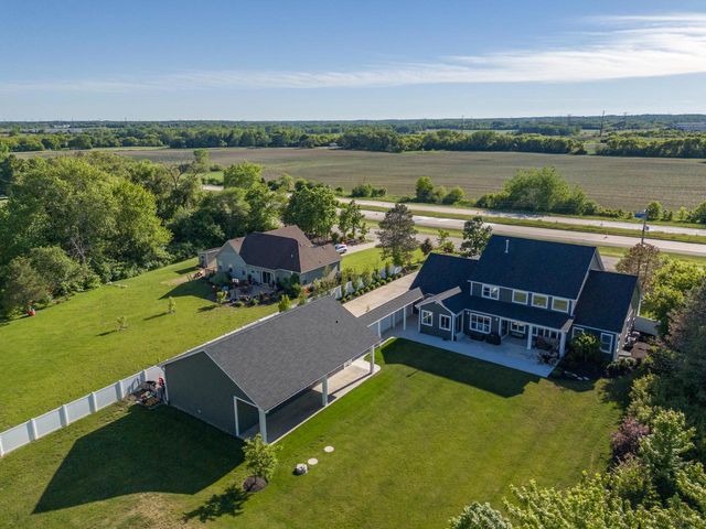 11641 Old Green Bay ROAD, Pleasant Prairie, WI 53158
