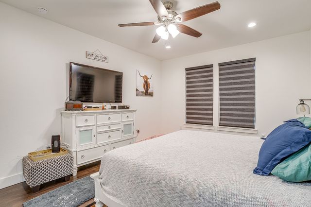 1016 County Road 337, Glen Rose, TX 76043