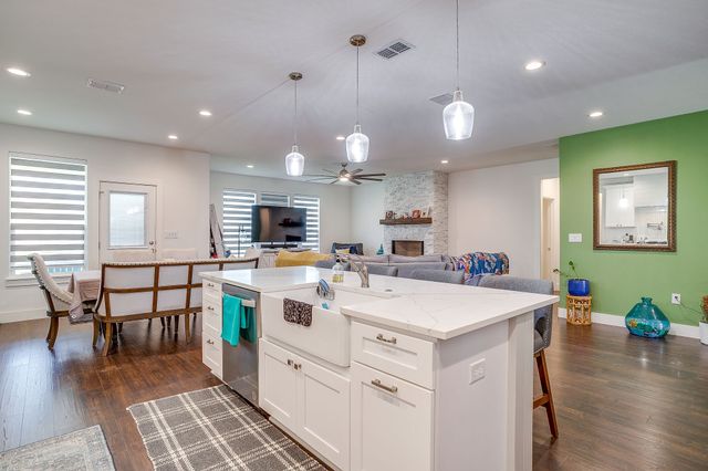 1016 County Road 337, Glen Rose, TX 76043