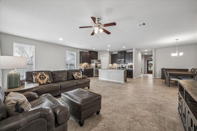 2702 Osprey Lane, Pearland, TX 77581