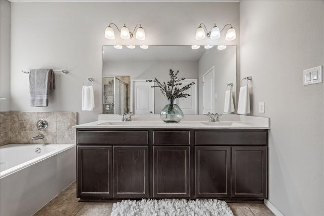 2702 Osprey Lane, Pearland, TX 77581