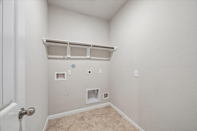 2702 Osprey Lane, Pearland, TX 77581