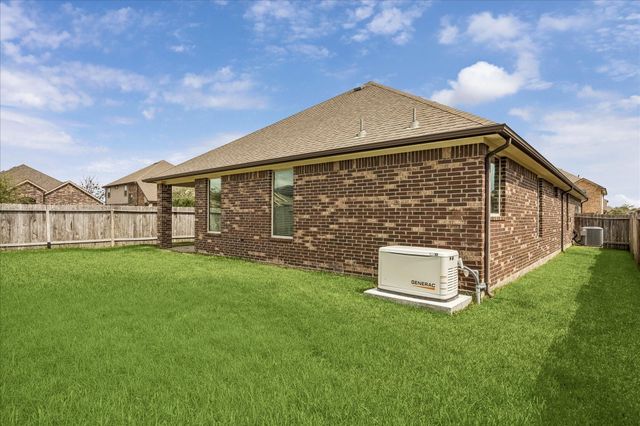 2702 Osprey Lane, Pearland, TX 77581