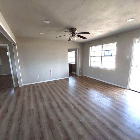 2084 County Road 4308, Greenville, TX 75401