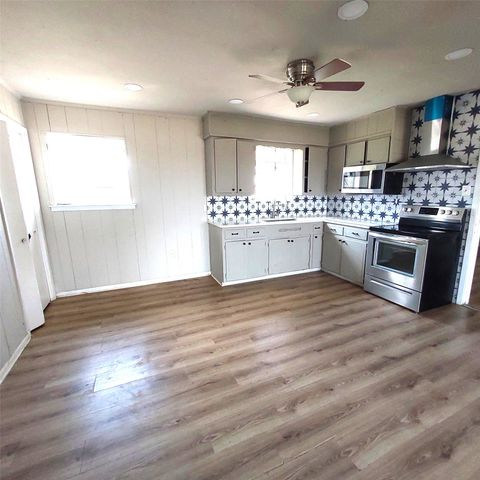 2084 County Road 4308, Greenville, TX 75401