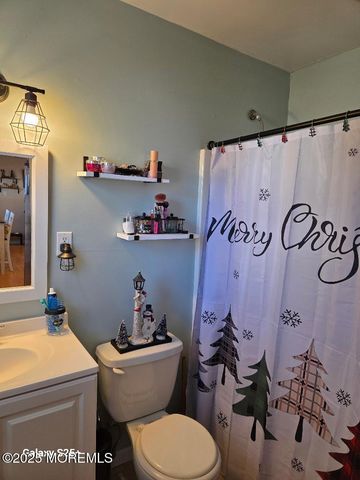 416 Chestnut Drive, Lanoka Harbor, NJ 08734