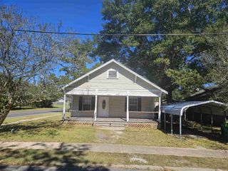 302 First, Dequincy, LA 70633