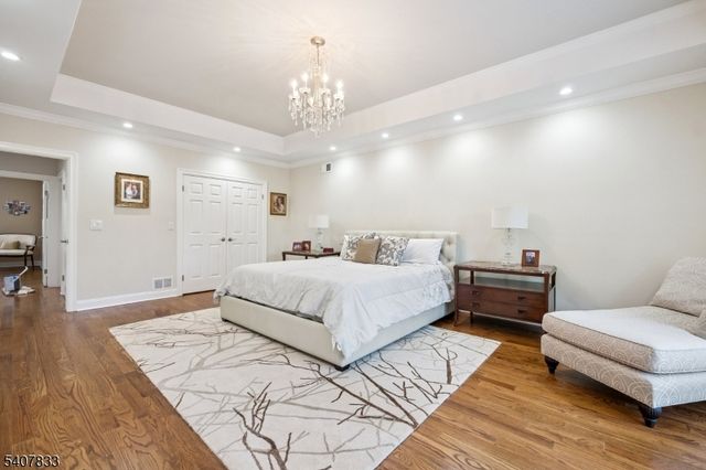 50 Cayuga Way, Millburn Twp., NJ 07078