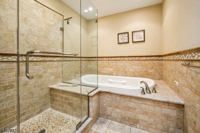 50 Cayuga Way, Millburn Twp., NJ 07078