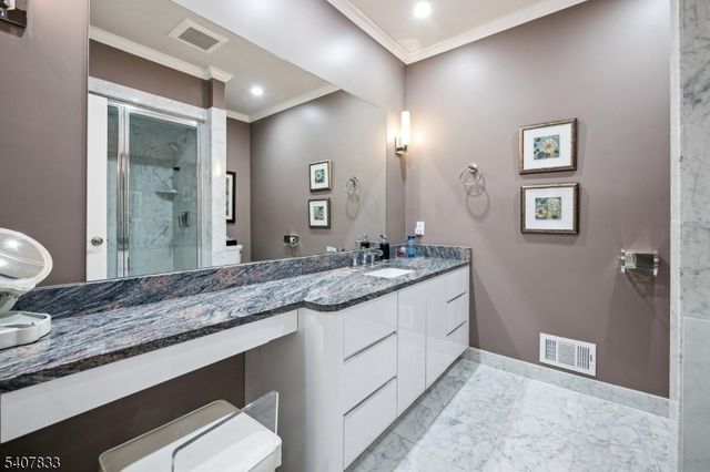 50 Cayuga Way, Millburn Twp., NJ 07078