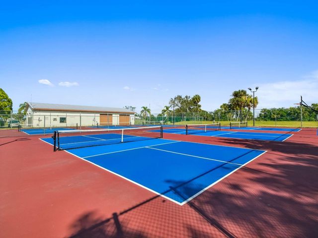 1612 FAIRWAY TRACE A, Palmetto, FL 34221