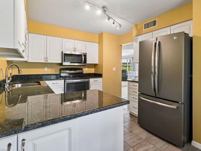 1612 FAIRWAY TRACE A, Palmetto, FL 34221