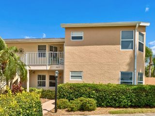 1612 FAIRWAY TRACE A, Palmetto, FL 34221
