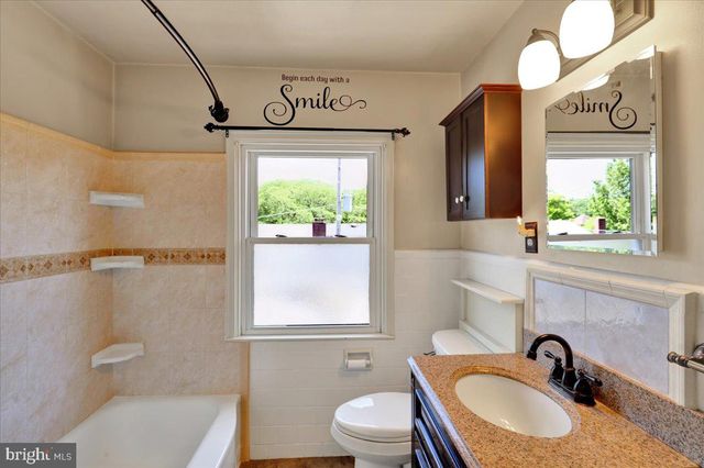 309 SYCAMORE RD, Reading, PA 19611