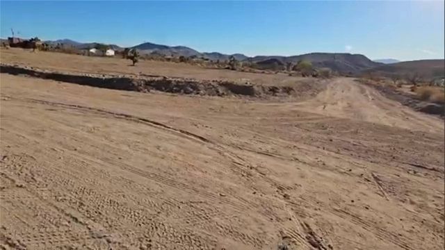 21284 N Ventura Drive, White Hills, AZ 86445