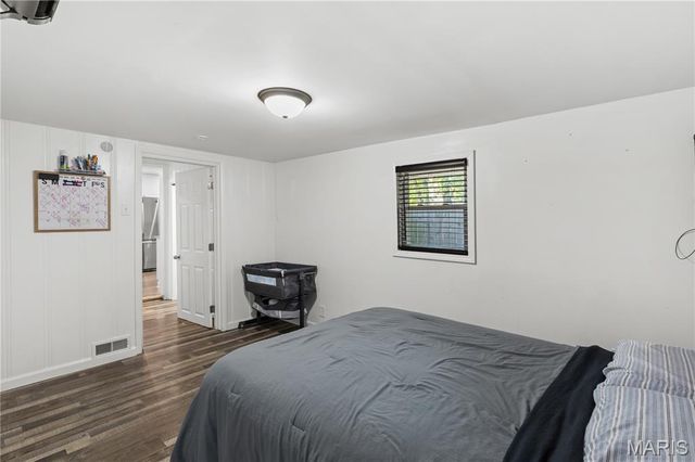 9329 Latrobe Avenue, St Louis, MO 63114