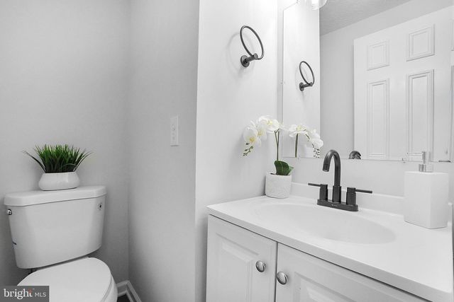 3004 N DALE LN, Bowie, MD 20716