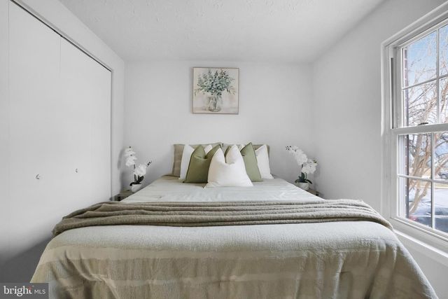 3004 N DALE LN, Bowie, MD 20716