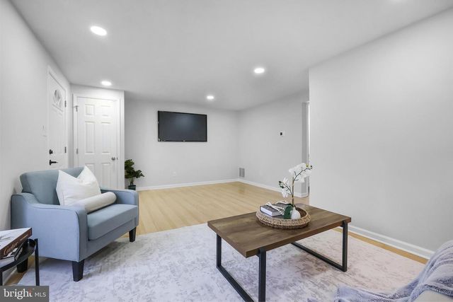 3004 N DALE LN, Bowie, MD 20716