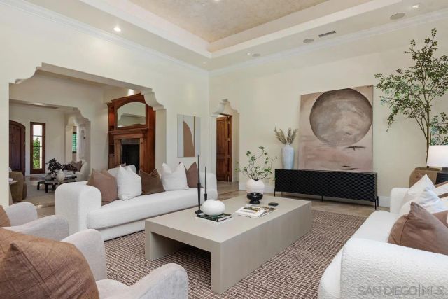 16647 Riding High Way, San Diego, CA 92127