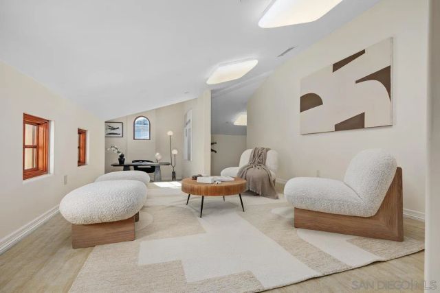 16647 Riding High Way, San Diego, CA 92127