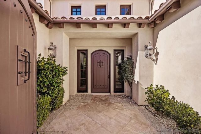 16647 Riding High Way, San Diego, CA 92127