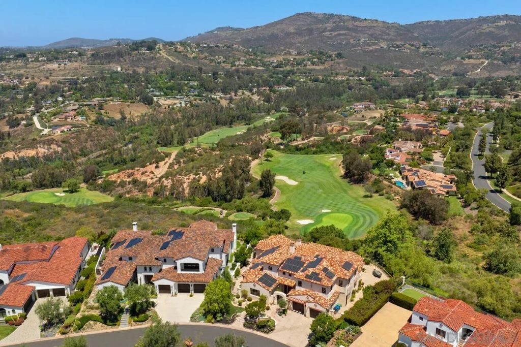16647 Riding High Way, San Diego, CA 92127