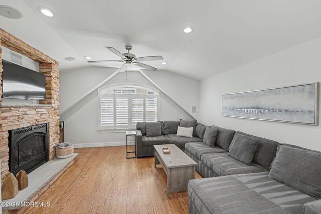 7 E Church Street, Sea Bright, NJ 07760