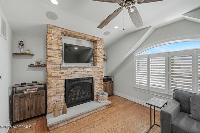 7 E Church Street, Sea Bright, NJ 07760