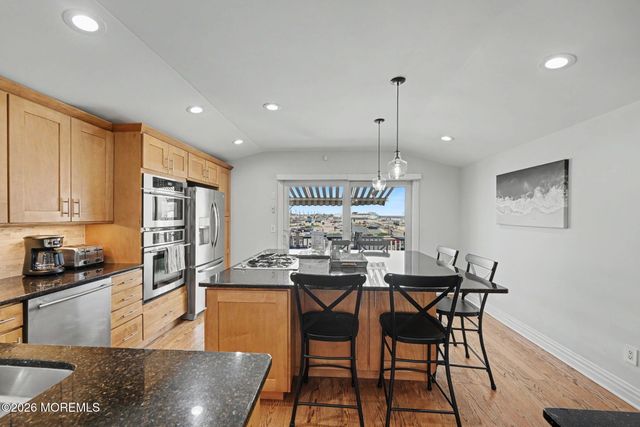 7 E Church Street, Sea Bright, NJ 07760