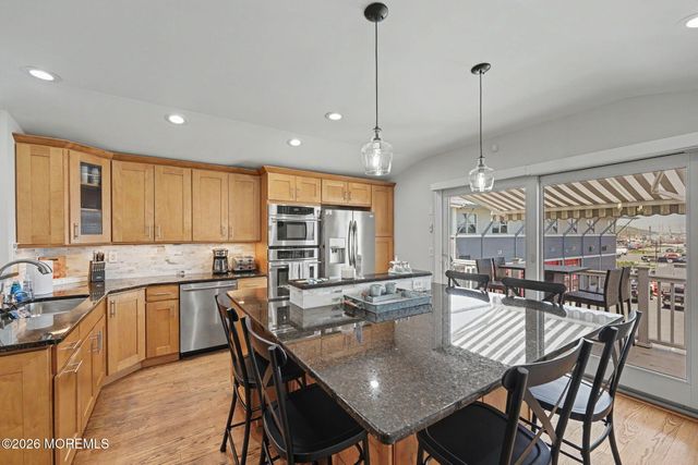 7 E Church Street, Sea Bright, NJ 07760