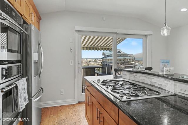 7 E Church Street, Sea Bright, NJ 07760