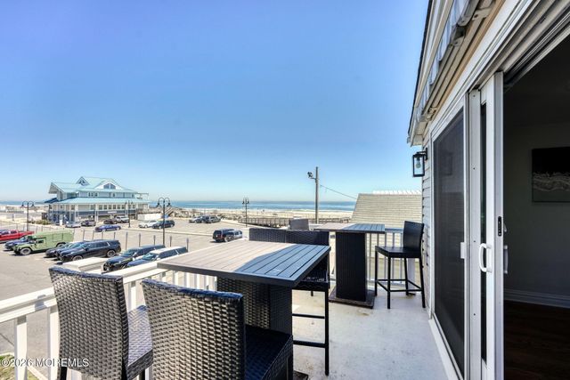 7 E Church Street, Sea Bright, NJ 07760